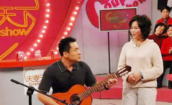 著名演員丁海峰:患癌老妻是我手心裡的寶 著名演員丁海峰:患癌老妻是我手心裡的寶