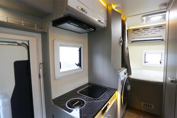 上汽躍進H500輕卡房車空間超大，給你一個移動的家