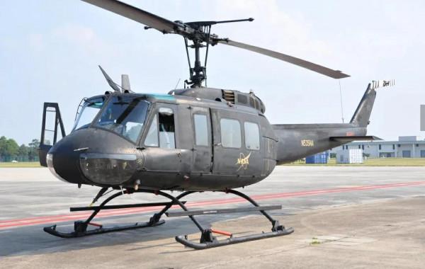 UH-1休伊直升機:隨叫隨到,接上就走 UH-1休伊直升機:隨叫隨到,接上就走