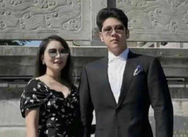 曹格的女兒竟然11歲了,如今“姐姐”變漂亮了,醜萌到瓜子臉 曹格的女兒竟然11歲了,如今“姐姐”變漂亮了,醜萌到瓜子臉