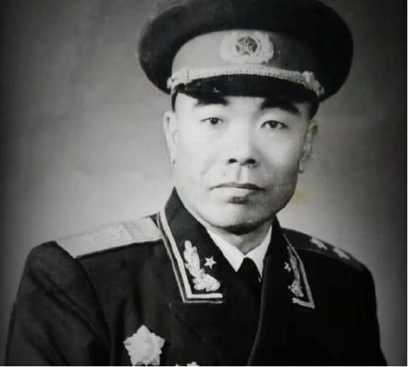 1955年毛主席接見曾澤生，談話中，毛主席：不讓你入黨是有道理的