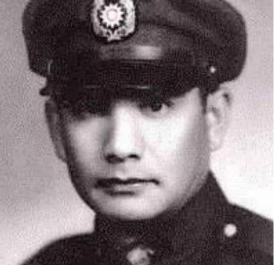 張靈甫被擊斃，陳毅徹查後發現報告中寫成自殺：我們這是騙毛主席