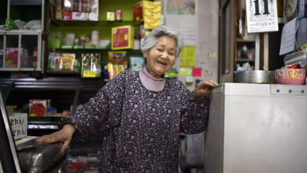 日本六旬老太放火燒死丈夫兒子，這類事件不久也可能在中國發生