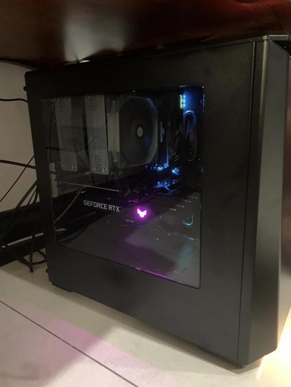 今天一個網友找我來配機器