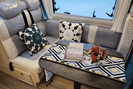 定製一臺只屬於你的房車？外觀到內飾任你發揮，賽沸爾無拓展房車