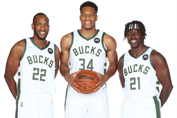 大帝狂砍43+15+7克黃蜂，枸杞庫昊三分盛宴穿魔術，唐斯空砍31+16