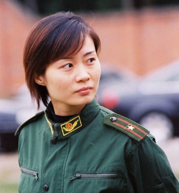 首位女子特警警花:16歲入伍,35歲獲中國十大女傑,巾幗不讓鬚眉 首位女子特警警花:16歲入伍,35歲獲中國十大女傑,巾幗不讓鬚眉
