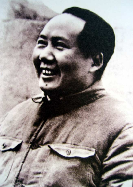 56年毛主席開會偶遇曾碧漪,閒聊中問道:殺害古柏的兇手抓到沒 56年毛主席開會偶遇曾碧漪,閒聊中問道:殺害古柏的兇手抓到沒