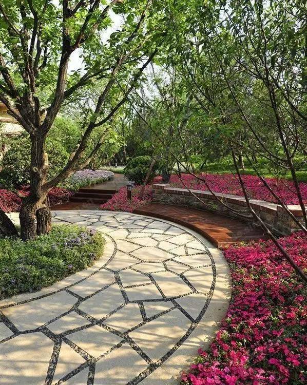 花園地面鋪什麼?最常用的鋪地材料——石材,為什麼這麼受歡迎 花園地面鋪什麼?最常用的鋪地材料——石材,為什麼這麼受歡迎