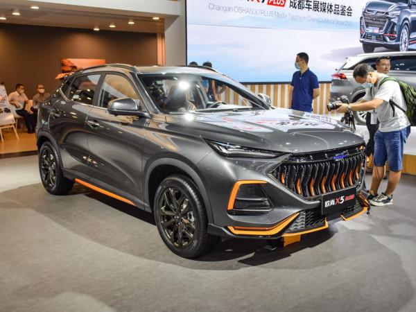 現在買比亞迪DM-i新車要等多久？10萬預算的好選擇？