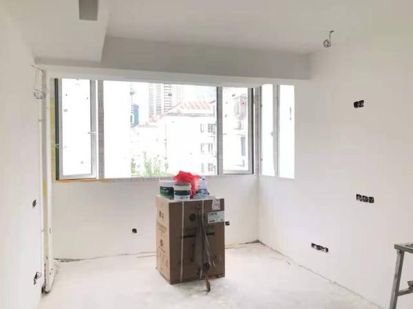 房子&OpenCurlyDoubleQuote;老破小&rdquo;不打緊，參考她家50㎡的舊房改造，堪稱整容級裝修