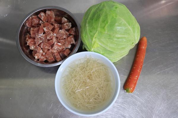 醬香濃郁的豬肉粉條包子,這麼做倍兒香,玩兒似的吃3個沒過癮 醬香濃郁的豬肉粉條包子,這麼做倍兒香,玩兒似的吃3個沒過癮