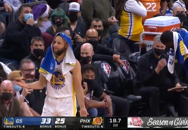 保羅大回環造犯規，庫裡攤手不敢相信