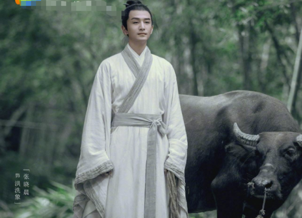 張曉晨：《加油好男兒》出道，出道多年參演多部戲始終沒有大火