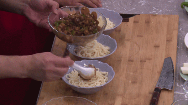 秋風涼，不來幾碗熱乎乎的麵條怎麼行！幾種家常面，很快就做好