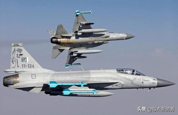 “巴鐵”訂購36架J-10C後，將放棄全部F-16？美製戰機才是首選