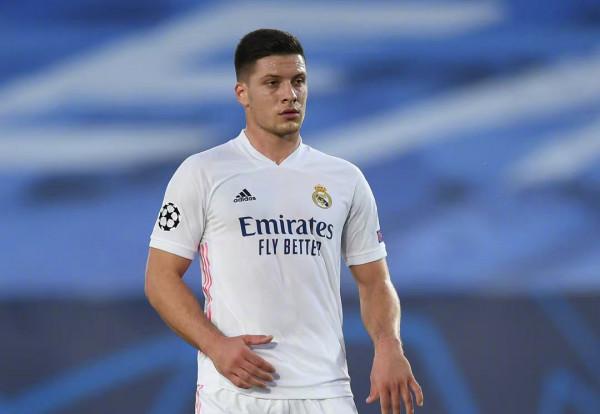 一波3-0，皇馬PK3冠王豪門，爭取保住第1 24歲射手復甦取代本澤馬