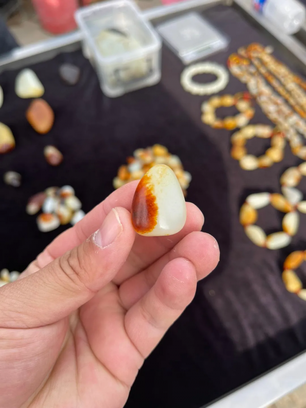 2021翻篇啦 · 如今和田玉石巴扎的行情怎樣