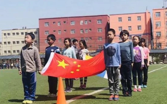 《爸去哪》10位孩子，有人學費一年25萬，有人卻活成普通人家孩子