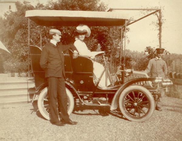 富豪去世41年後，遺產增值到幾十億，77歲老人自稱是其女兒要繼承