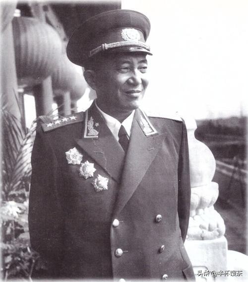 「紅潮」從政務院到國務院，及國務院最早八個辦公室職能及領導人