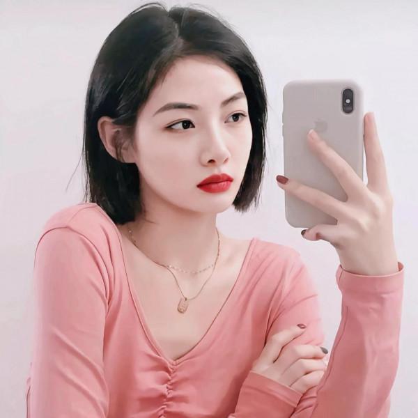 趕上2021年的末班車,陌生的我們相遇在車上 趕上2021年的末班車,陌生的我們相遇在車上