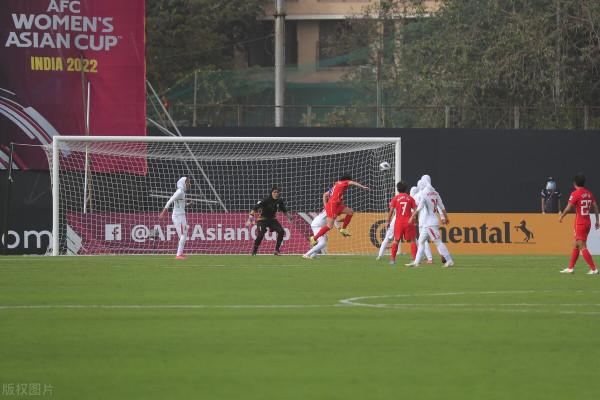 亞洲盃-中國女足7-0伊朗提前晉級，王炸組合皆雙響唐佳麗替補建功