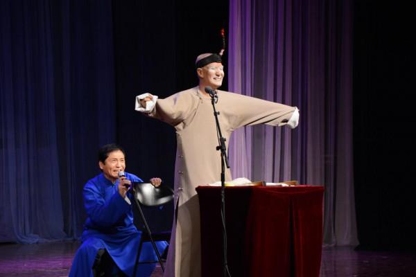 他是老曲藝演員,50歲登春晚演雙簧忽然走紅,如今已經84歲 他是老曲藝演員,50歲登春晚演雙簧忽然走紅,如今已經84歲