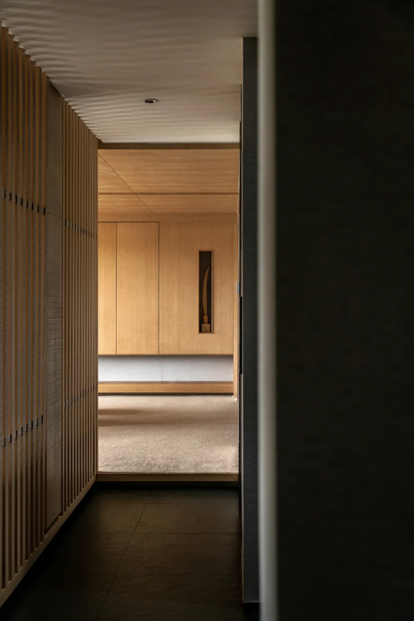 風雅原木風，溫潤如玉 · 落落大方