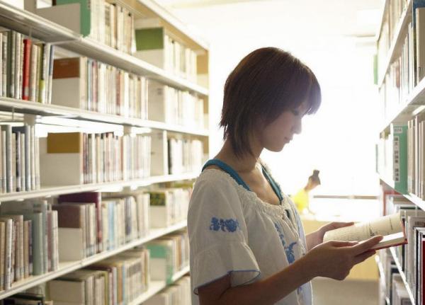 凌晨四點的哈佛,清華半夜的圖書館,這樣的“毒雞湯”你還在信嗎 凌晨四點的哈佛,清華半夜的圖書館,這樣的“毒雞湯”你還在信嗎