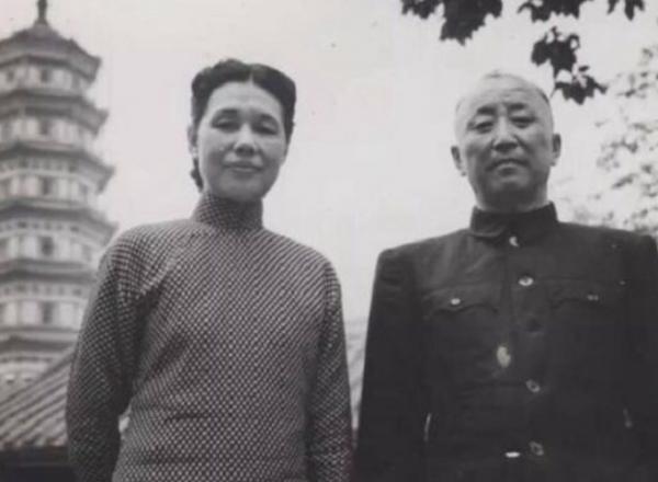 1955年“戰犯”衛立煌返回大陸,為何驚動六大元帥親自作陪? 1955年“戰犯”衛立煌返回大陸,為何驚動六大元帥親自作陪?