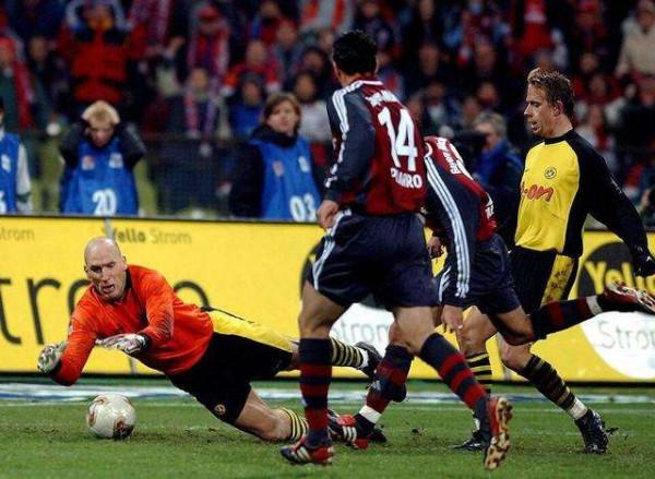 為了防守，我派出了全部前鋒，組成“無鋒陣”