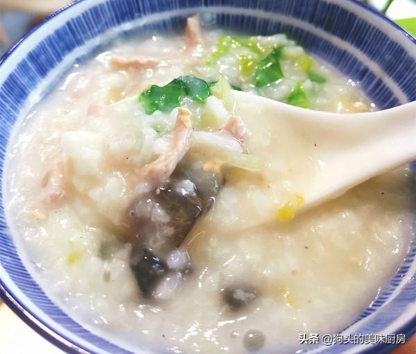 廣東人特色生滾粥,煲了20幾年的做法,嫩滑鮮美,連鍋底都不剩 廣東人特色生滾粥,煲了20幾年的做法,嫩滑鮮美,連鍋底都不剩