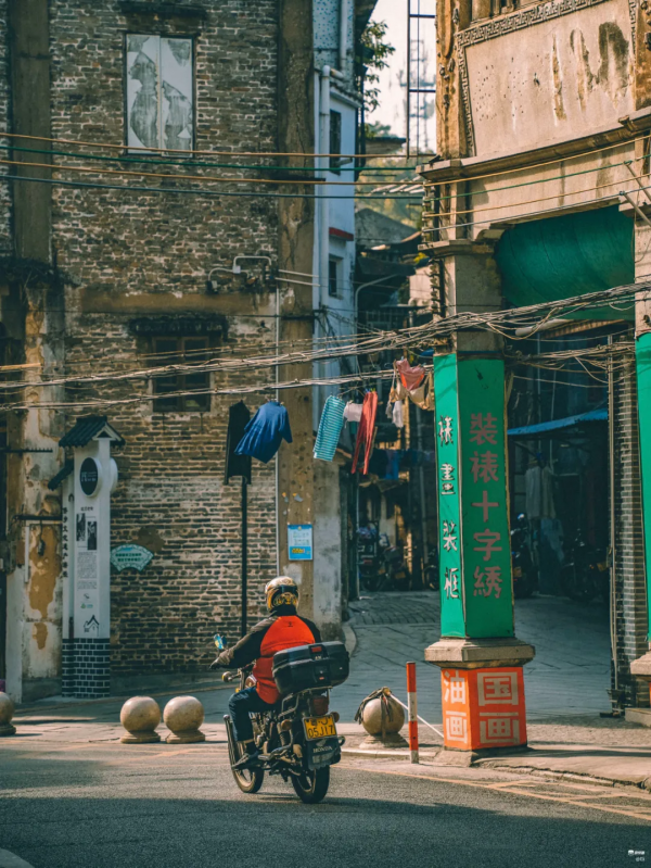 《誤殺2》拍攝地！蔡瀾認證的美食寶地，藏著中西合璧的世界遺產