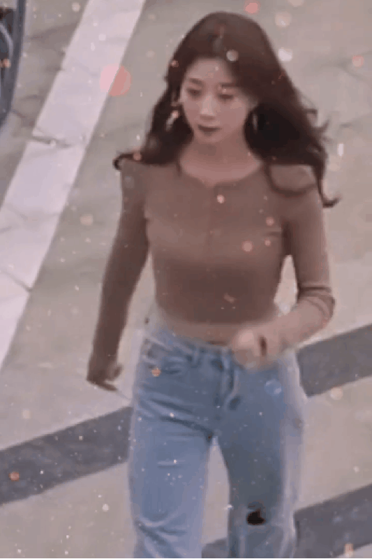 不墊鼻子、不動臉，個個都是原生態臉，這9位明星越看越招人喜歡