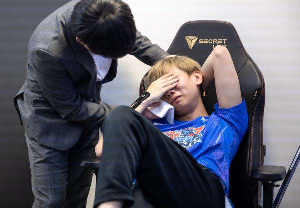 “建議D組重賽”！GEN和TL加賽中出現Bug，Clid懲戒冷卻時間過短