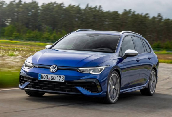 全新高爾夫R旅行版，320馬力四驅，瓦罐黨終極信仰