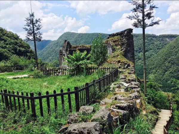 失落土司王國-海龍囤遺址遊記