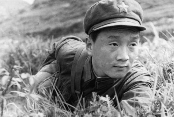 戰鬥英雄唐立忠:入伍52天參戰,炸燬越軍3個暗堡殲敵9人,一等功 戰鬥英雄唐立忠:入伍52天參戰,炸燬越軍3個暗堡殲敵9人,一等功