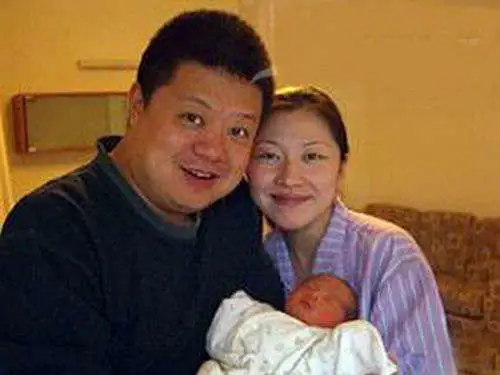 從央視離職後，進軍娛樂圈：他的野心到底有多大？