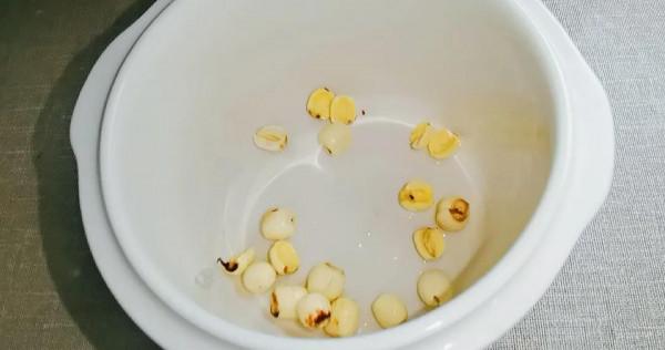 小兒四神湯,一年四季都可以喝,孩子瘦小不愛吃飯可以多喝這道湯 小兒四神湯,一年四季都可以喝,孩子瘦小不愛吃飯可以多喝這道湯