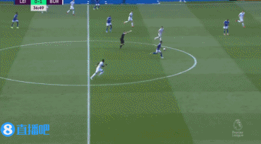 16&sol;17賽季以來，瓦爾迪是英超單場自擺烏龍並梅開二度的第二人