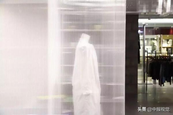 半年收入20億、時尚大片座上賓、江南布衣靠什麼走紅25年？