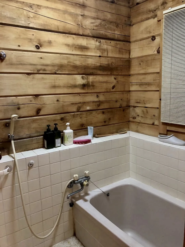 中國女孩隱居日本鄉下4年，40萬買下小屋，開窗就能望見富士山