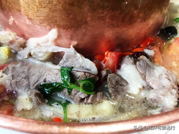 塔什庫爾幹縣，一個與巴基斯坦、阿富汗、塔吉克三國相鄰的縣