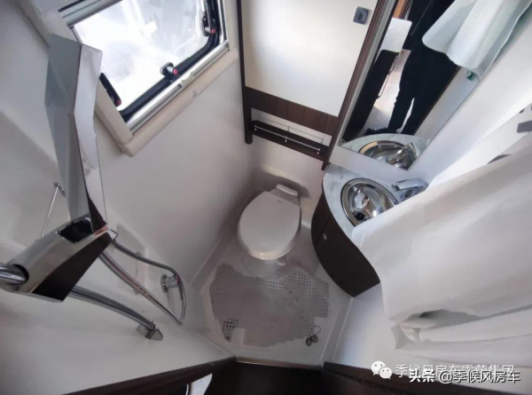 瑞弗V800E|年度最暢銷的佈局，高品質、高性價比的C型房車