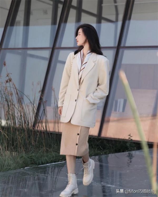 冬天別買太多衣服，有這“2靴3褲”就夠了，配羽絨服、大衣都好看