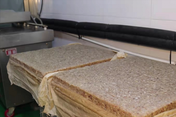 山東大姐做傳統美食，訂單太多接不過來，野心不大夢想成為某品牌