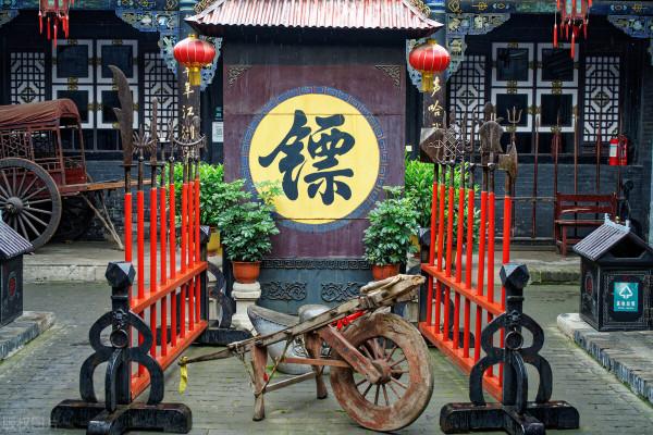 民間故事:乞丐被收留,他要睡床上,讓主人睡床下,主人感激不盡 民間故事:乞丐被收留,他要睡床上,讓主人睡床下,主人感激不盡