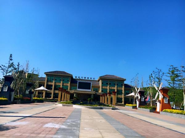 除了飛瀑、峽谷，萬盛黑山谷南天門竟藏有這樣的美景